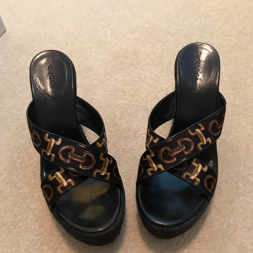 Gucci Black Wedges